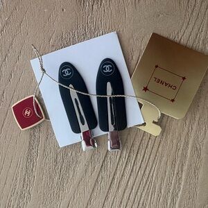 CHANEL Black GWP beauty hair clips